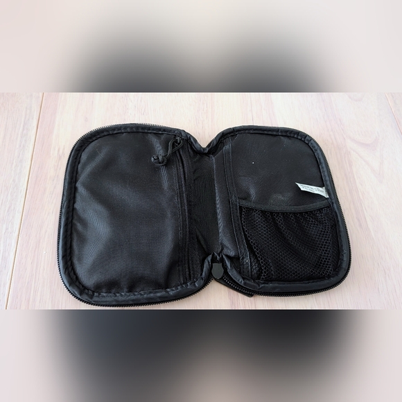 Case Logic Blue Case - Picture 2 of 2